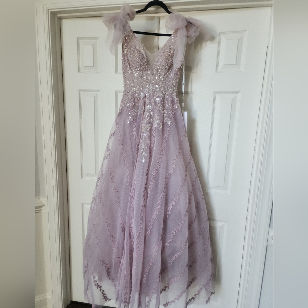 Mac Duggal 20313Regular price$798.00 USD